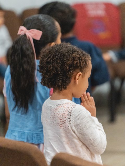 Iglesia Bautista Internacional (IBI) interior 1
