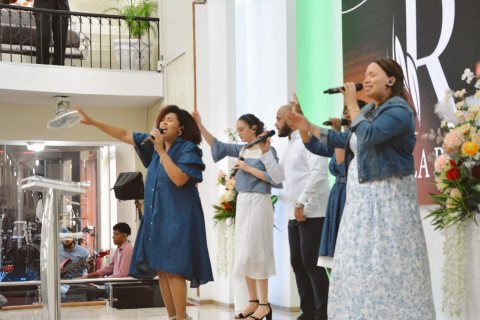 Iglesia Asamblea de Dios La Rosa- LR interior 1